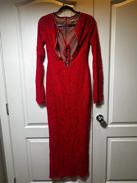 HOUSE OF CB 'Lisandra' Red Lace Maxi Dress /Size S-US 4-6 - Picture 3 of 5